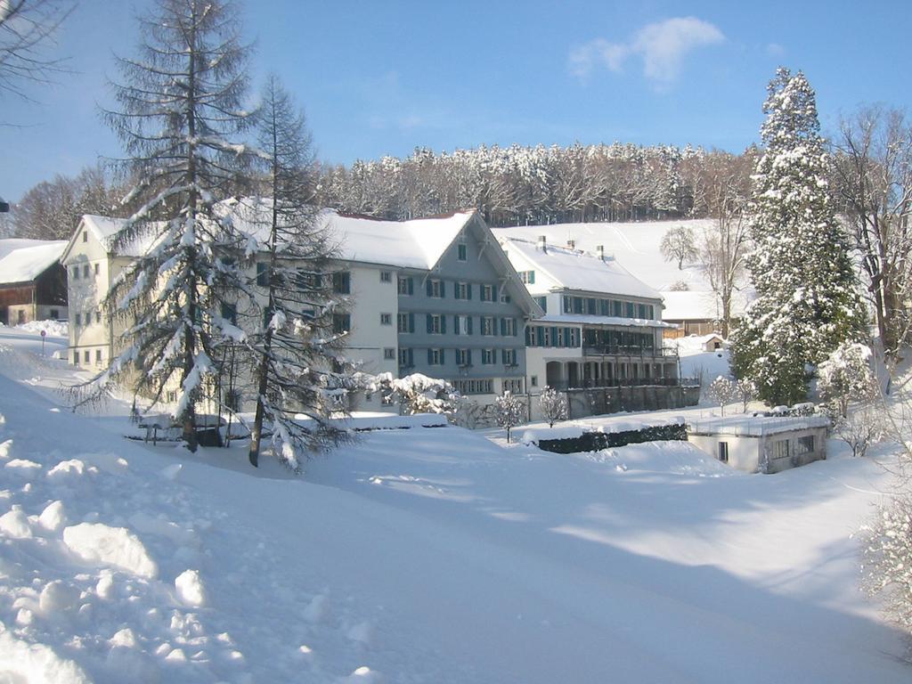Gasthof Gyrenbad Turbenthal Eksteriør bilde